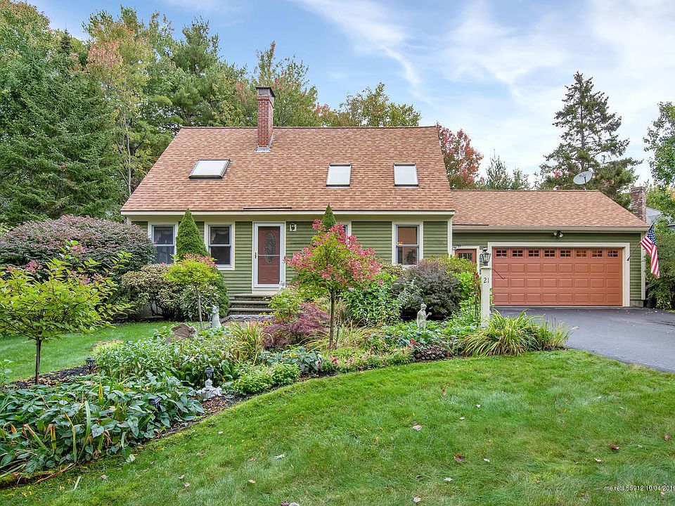 1st image of 21 Fairway Dr