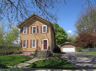 205 N Pontiac St, Shabbona, IL 60550