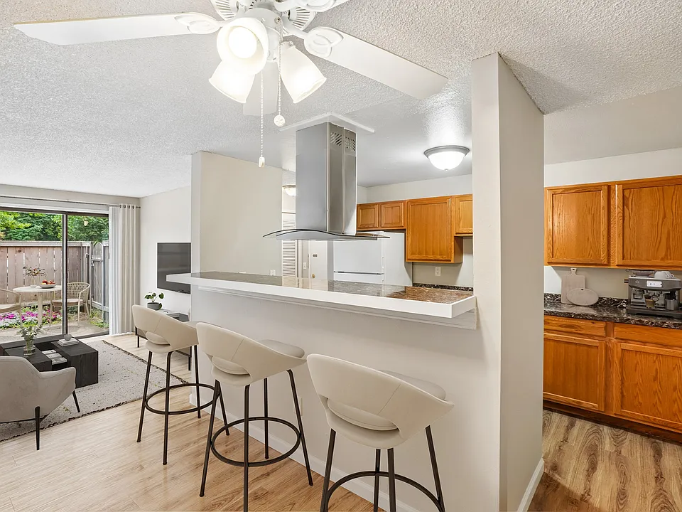 Oakbrook Apartments
