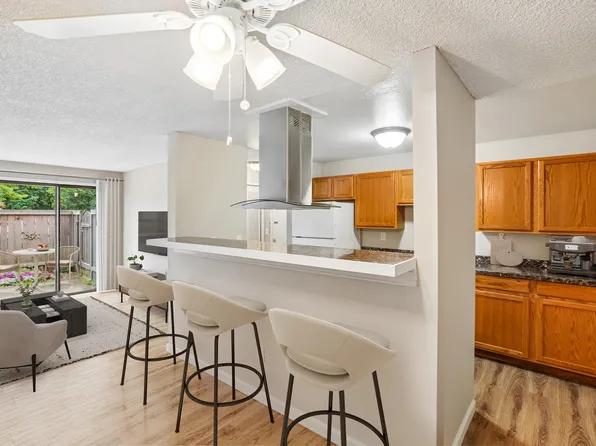 Oakbrook Apartments