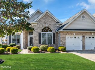 4 Exeter Dr, Freehold, NJ 07728