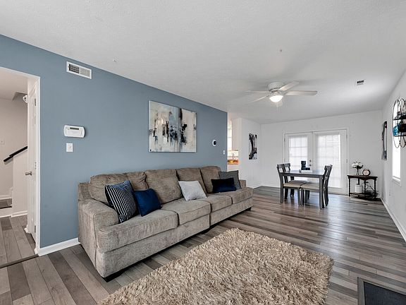4th image of 633 Dorene Place633 Pl