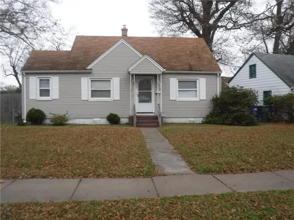 7715 Nesbitt Dr, Norfolk, VA 23505