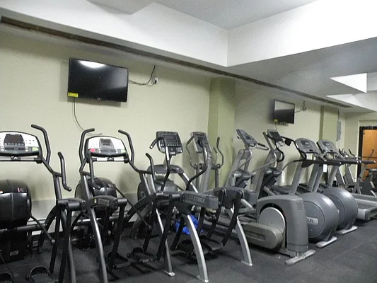 Rented by Winzone Realty Inc | media 19