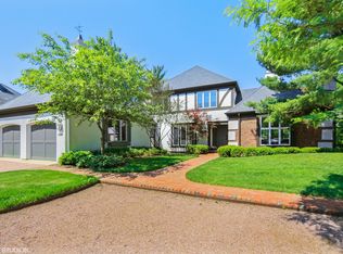 603 Burr Ridge Clb, Burr Ridge, IL 60527