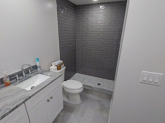 5th image of 2972 Flint Dr S #84-C