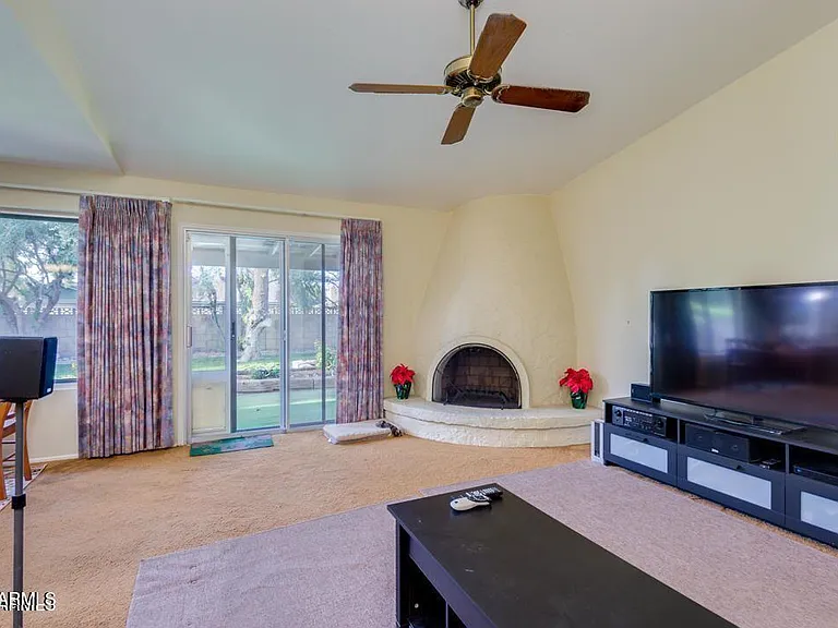 1536 E Gemini Dr — Photo 15