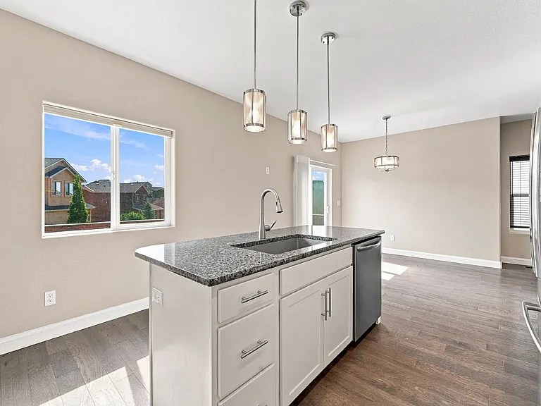 5671 Majestic Dr — Photo 13