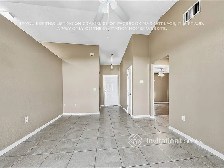 6884 Bordeaux Blvd — Photo 4