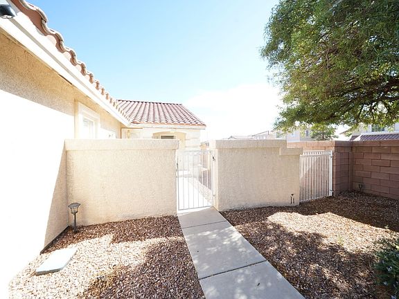 3rd image of 7678 Glorietta Bay Court 12 #210-176-08