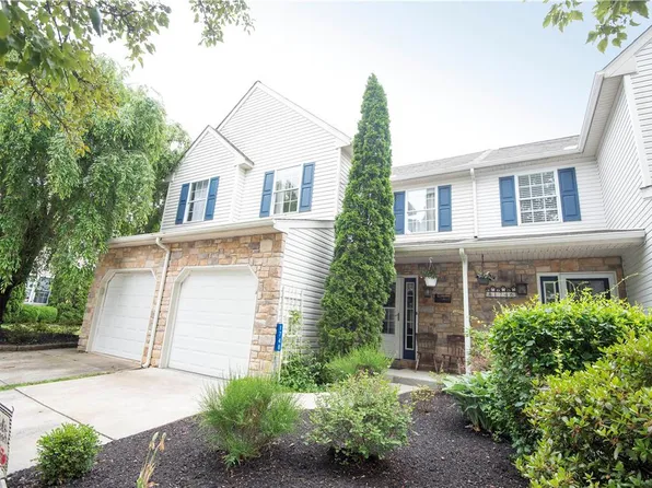 1748 Pinewind Dr, Alburtis, PA 18011