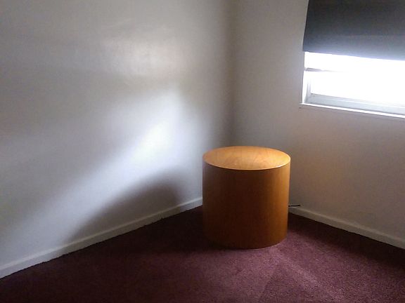 3rd image of 421 Kenwood Dr APT K