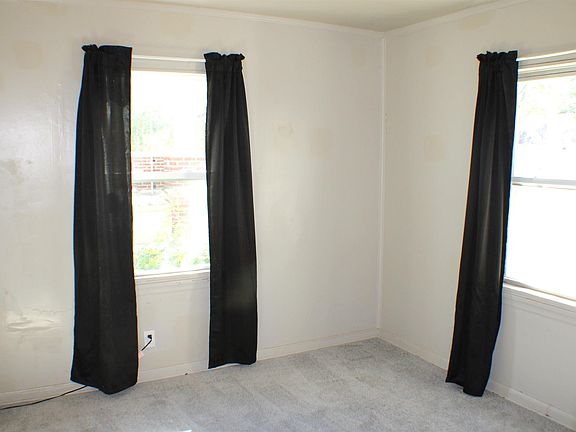 5th image of 2046 SW Lincoln St