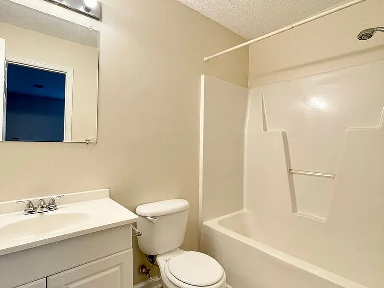 514 Heron Dr — Photo 8