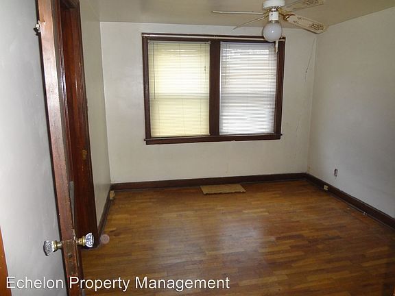 5th image of 801 S 4th St APT 2