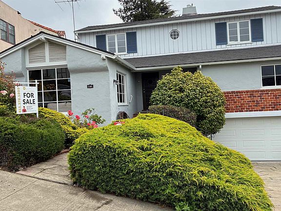 3rd image of 135 Alta Rd