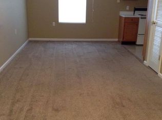 88 Sutton Cir APT 8, Rainbow City, AL 35906