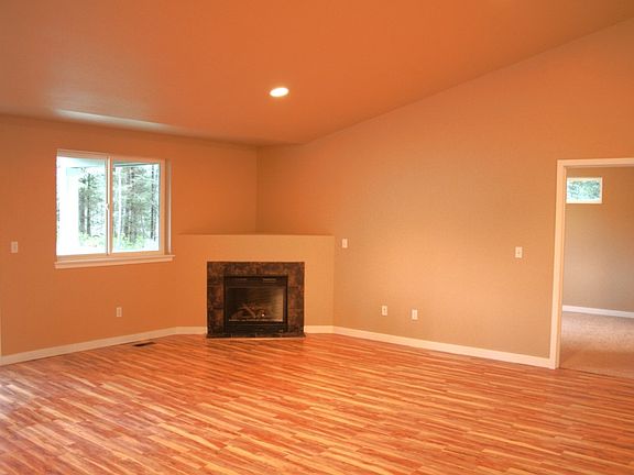 5th image of 2414 Kinsman Ct S
