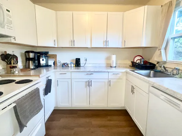 1014 Route 23a APT 2, Catskill, NY 12414
