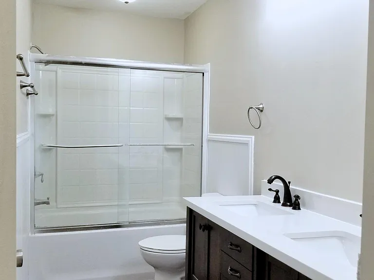 7203 Shady Nelms Dr — Photo 27