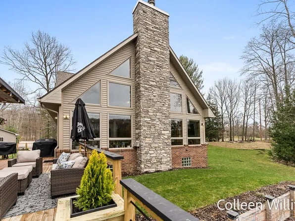 935 W White Rd, Free Soil, MI 49411
