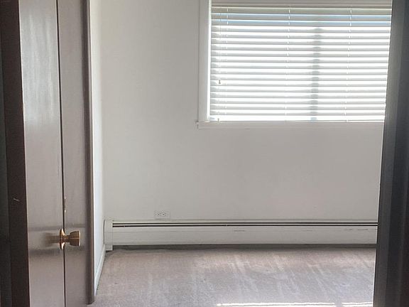 2nd image of 1704 Indianapolis Blvd #3