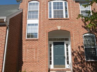 2405 Dakota Lakes Dr, Herndon, VA 20171