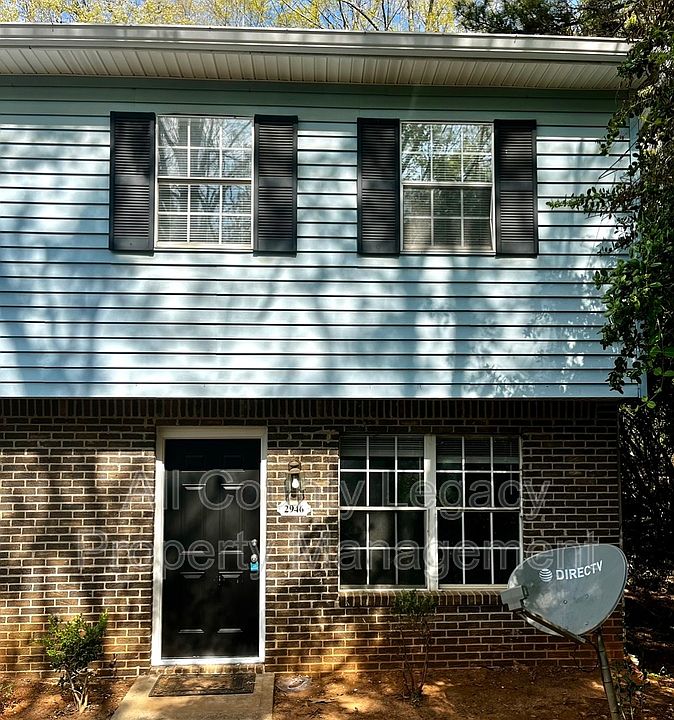 1st image of 2946 Spruce Cir