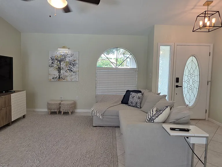 2474 Islander Ct — Photo 6