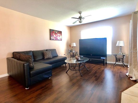 3rd image of 2847 Club Cortile Cir