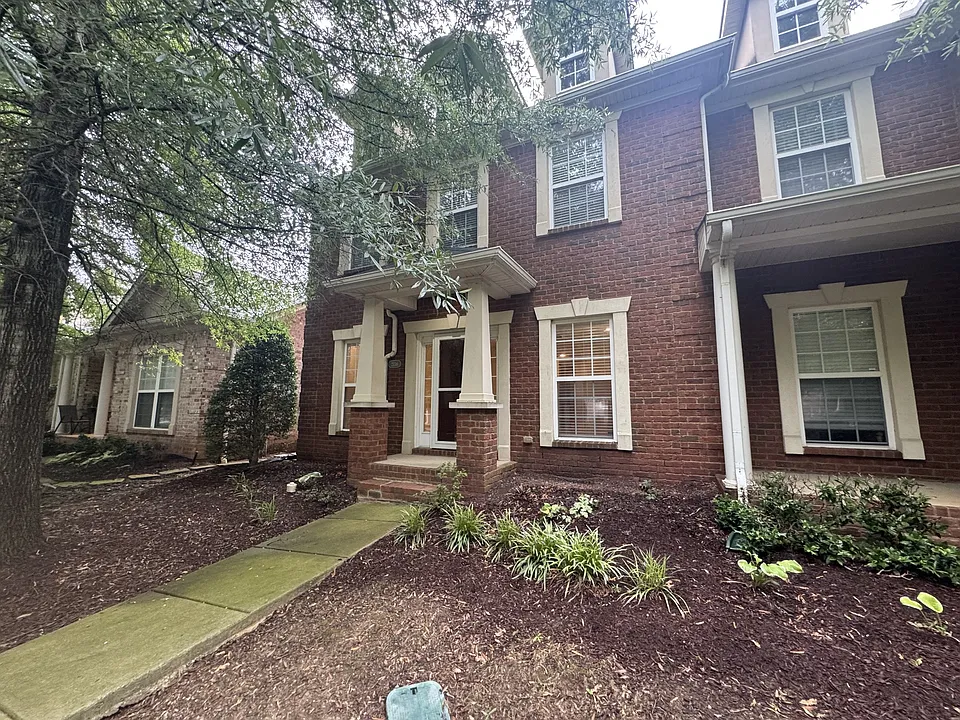 2138 Cason Ln