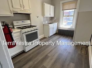 35 South Sussex, Gloucester City, NJ 08030
