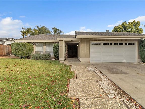 5th image of 7526 Laurel Dr