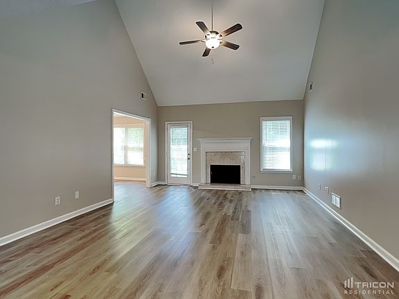 3rd image of 3490 Glen Summit Ln