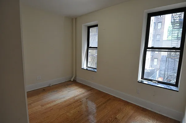 Rented by Village Living Realty | media 7