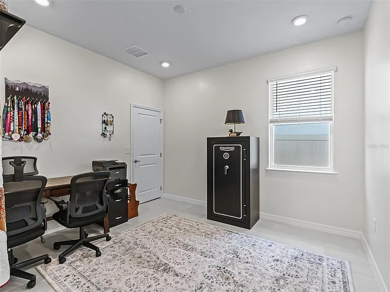 7206 SW 60th Ln — Photo 36