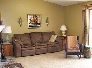 3996 Matuszak Ct, Green Bay, WI 54313