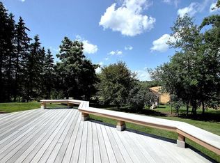 3140 Hubertus Rd, Hubertus, WI 53033