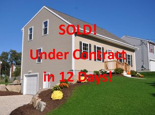 34 Well Meadow Way, Tiverton, RI 02878