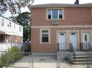 13623 219th St, Laurelton, NY 11413