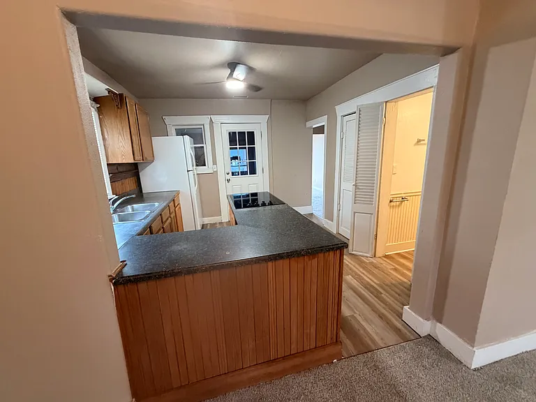 418 E Bigger St #1 — Photo 3
