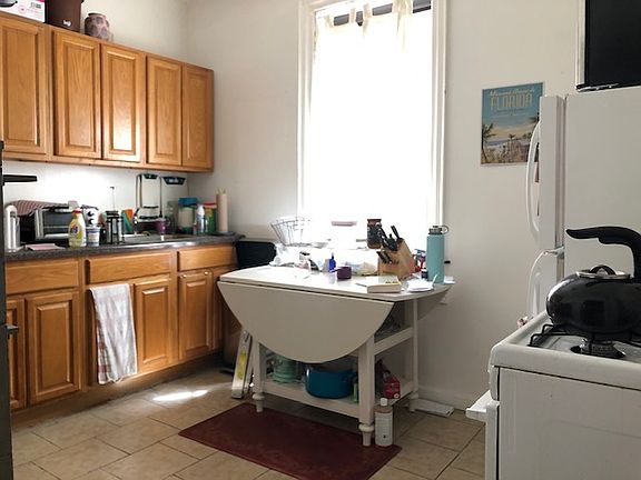 3rd image of 1110 Carroll St APT 6