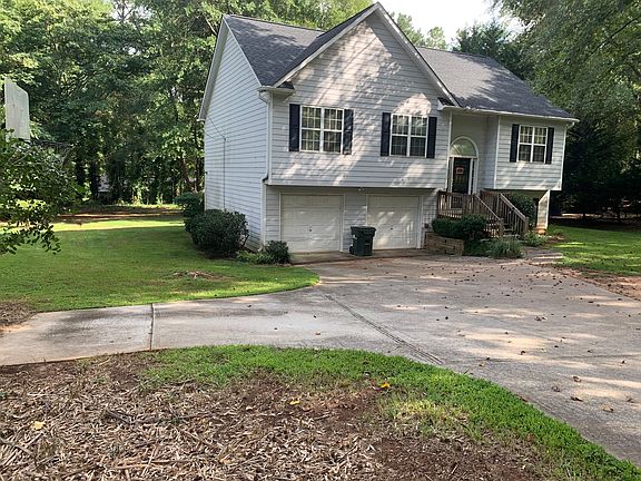 5th image of 4229 McClure Dr