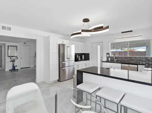 3758 E SUNNYSIDE Drive, Phoenix, AZ 85028