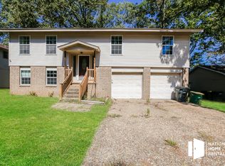 6103 Woodview Dr N, Sherwood, AR 72120