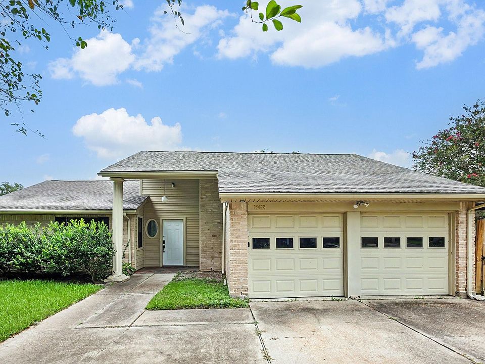 1st image of 16422 Hibiscus Ln