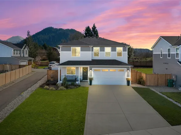 164 Hogan Drive, Enumclaw, WA 98022