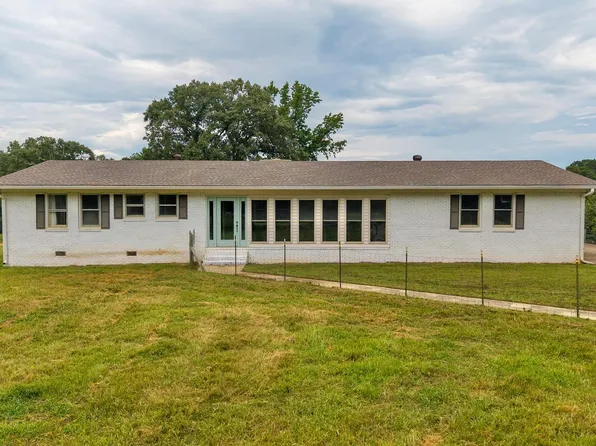 1740 Lister Dr, Pell City, AL 35125