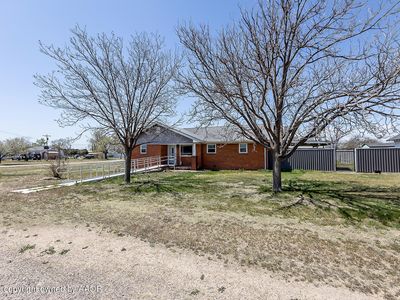 122 S Dreier Ave, Happy, TX, 79042