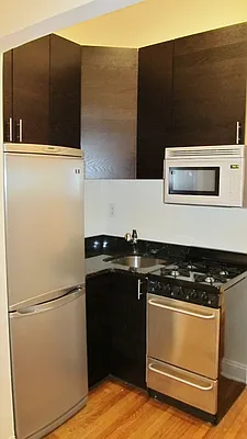 Rented by J & M Realty Services Corp (Management) | media 21